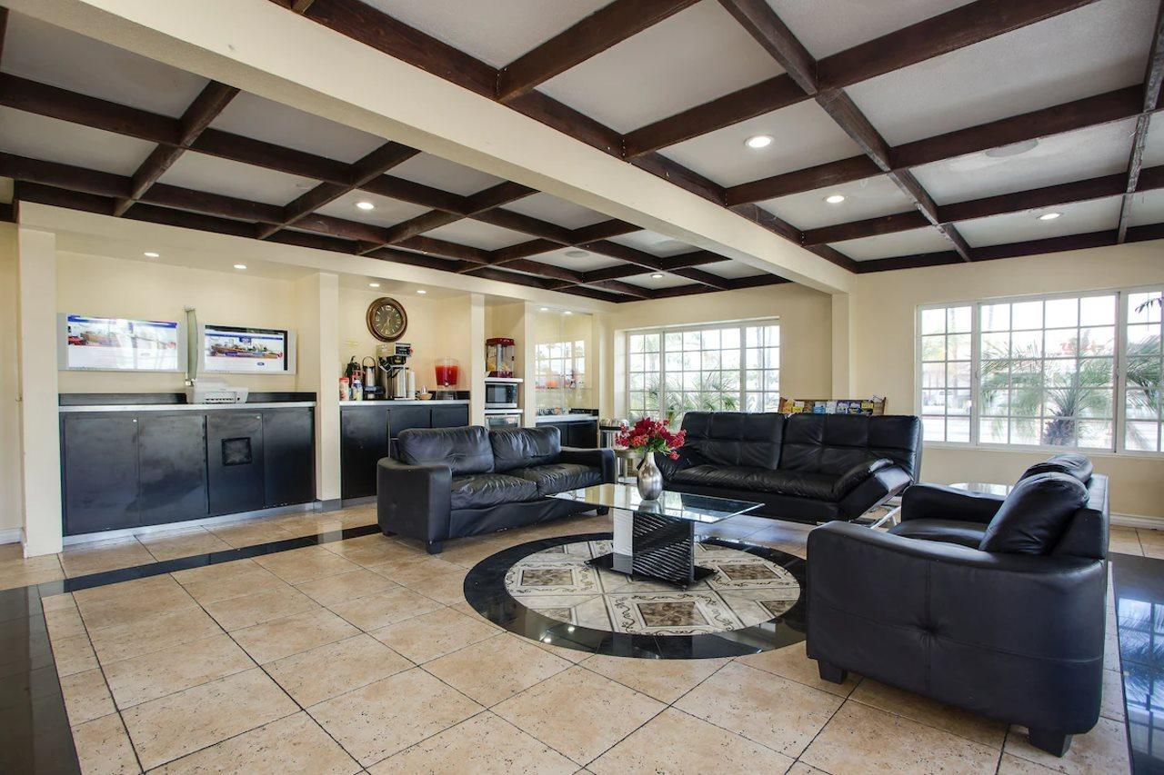 Best Inn & Suites Buena ParkBuena Park  Kültér fotó