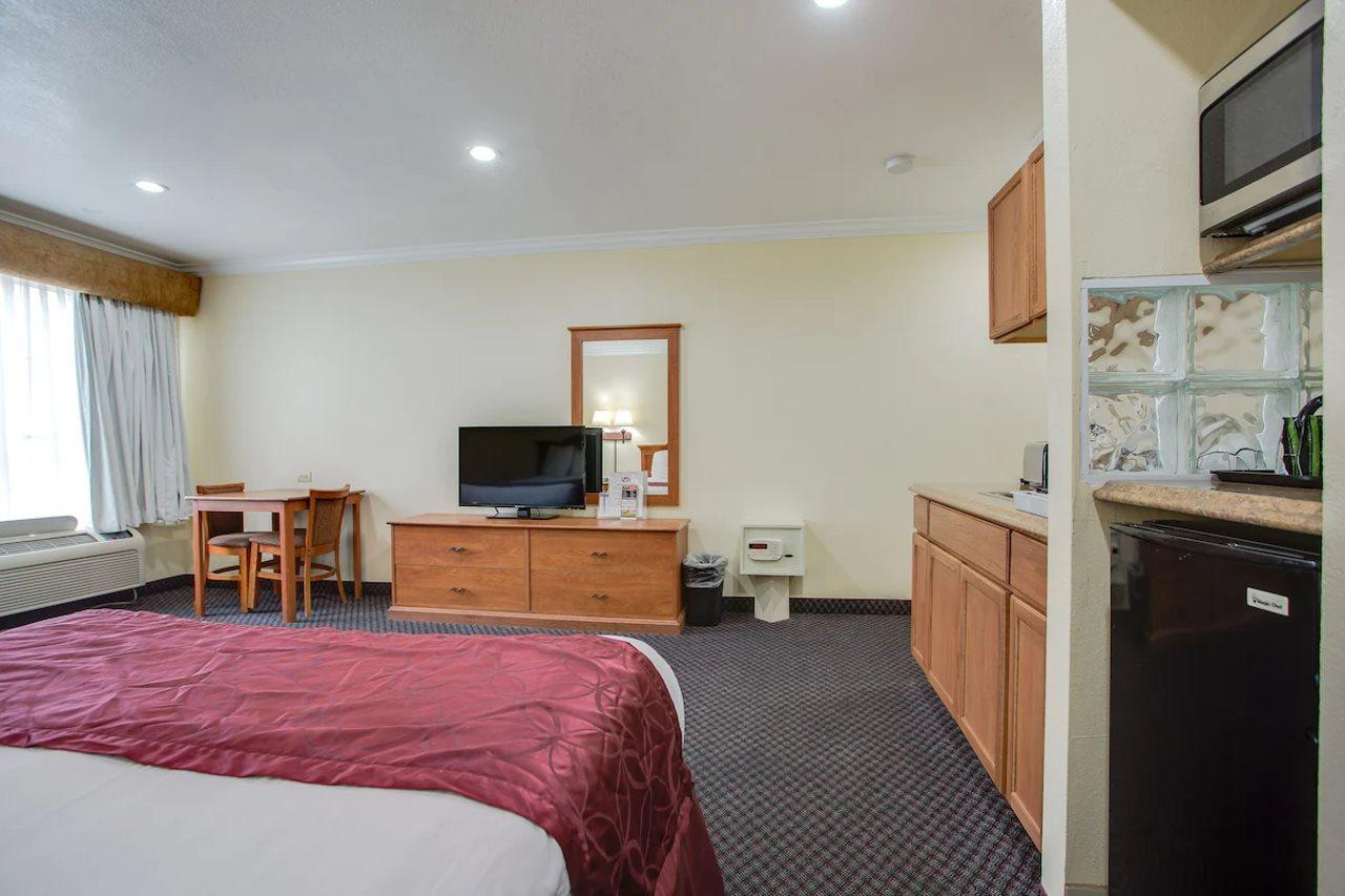 Best Inn & Suites Buena ParkBuena Park  Kültér fotó